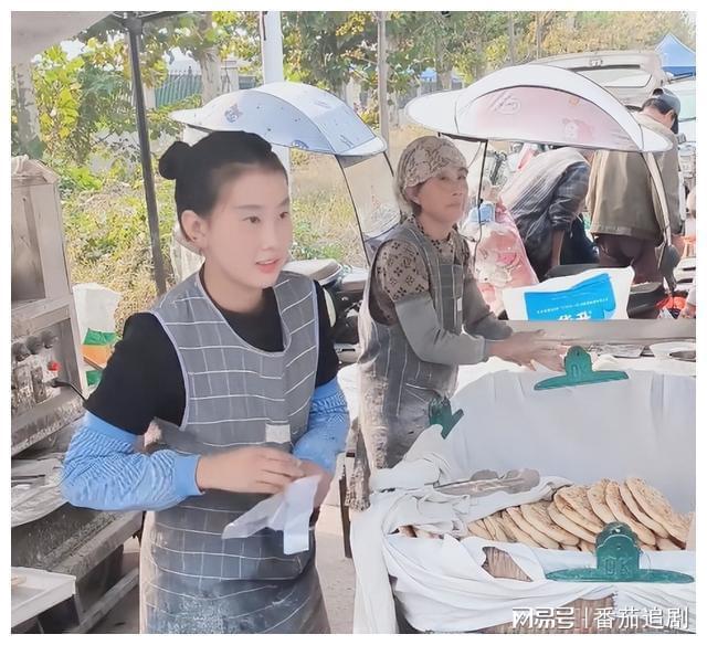 直言讨厌故意提起伤心事的人害怕怼脸拍j9九游会登录烤牌姑娘私生活受打扰(图4)