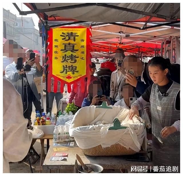 直言讨厌故意提起伤心事的人害怕怼脸拍j9九游会登录烤牌姑娘私生活受打扰(图6)